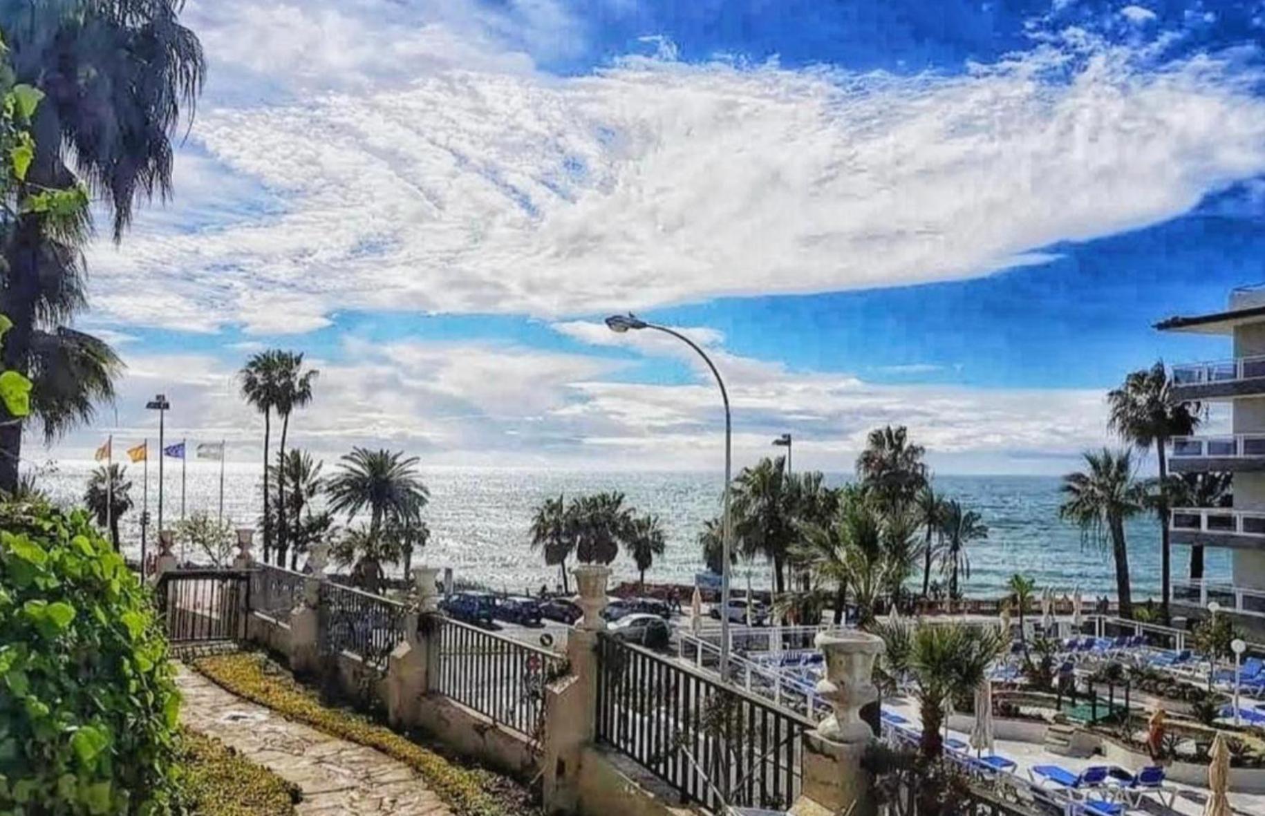 Benalbeach Casa Kito Suite 1ª Linea De Playa Benalmadena Ngoại thất bức ảnh